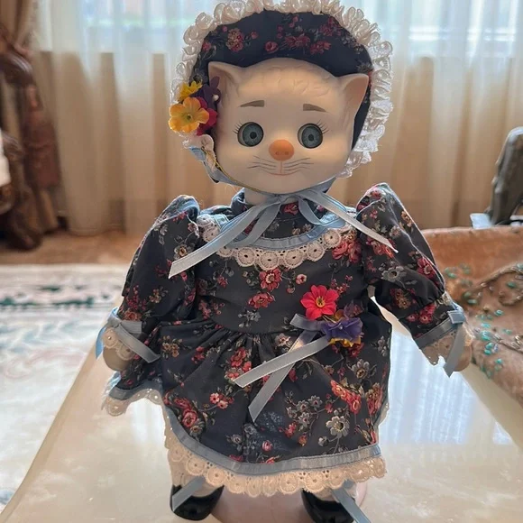 Goebel | Other | Vintage 989 Porcelain Goebel Dolly Dingle Goebel | Other | Vintage 989 Porcelain Goebel Dolly Dingle
